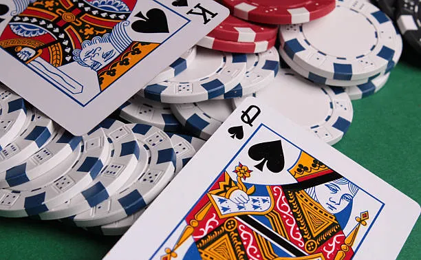 kham-pha-the-gioi-dinh-cao-cua-texas-holdem-poker-tam-su-vui-nhon-cung-poker