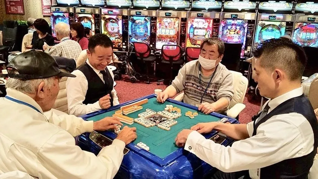 kham-pha-the-gioi-dinh-cao-cua-texas-holdem-poker-tam-su-vui-nhon-cung-poker